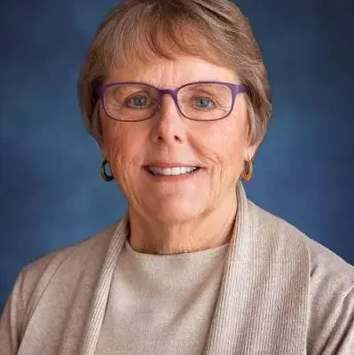 Photo of Nancy Ward, Vice President