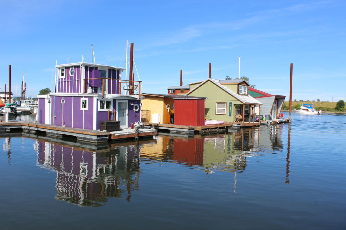 Oregon marina community